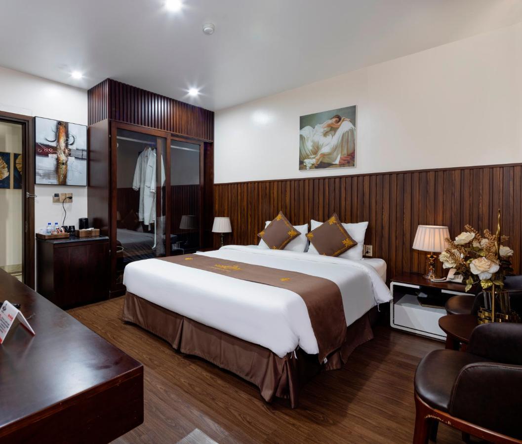Diamond Luxury Hotel 3*