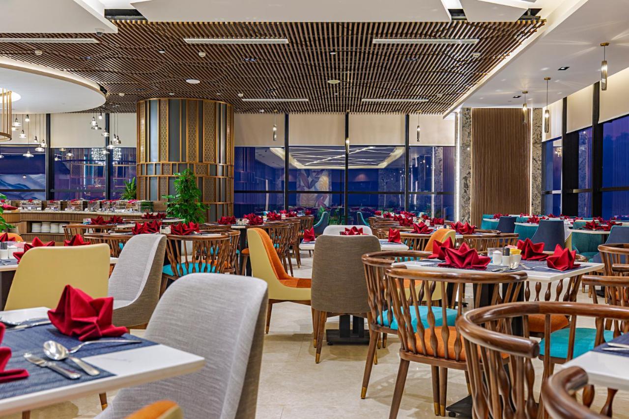 Peninsula 5*