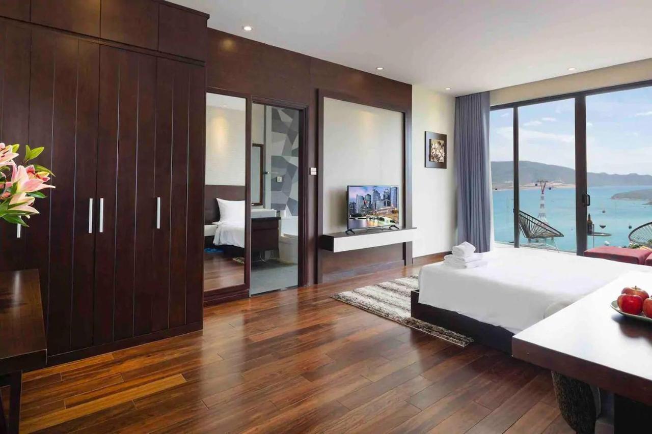 Villa The Ocean Front Abogo
