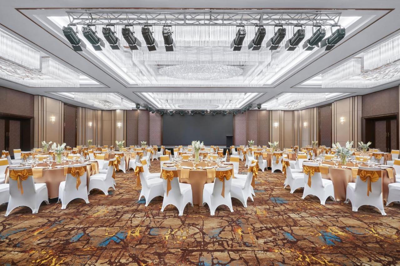 Sheraton Phong 5*