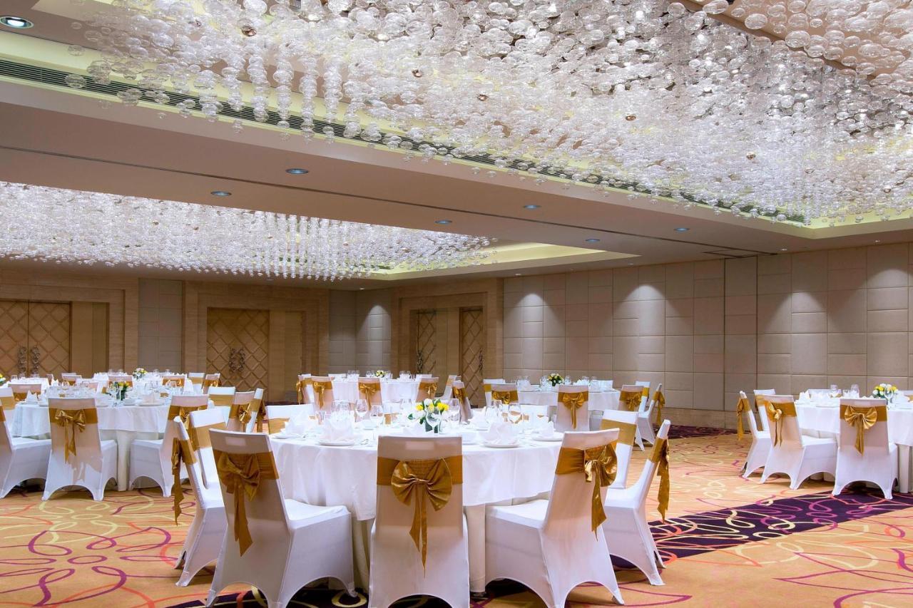 Hotel Sheraton &