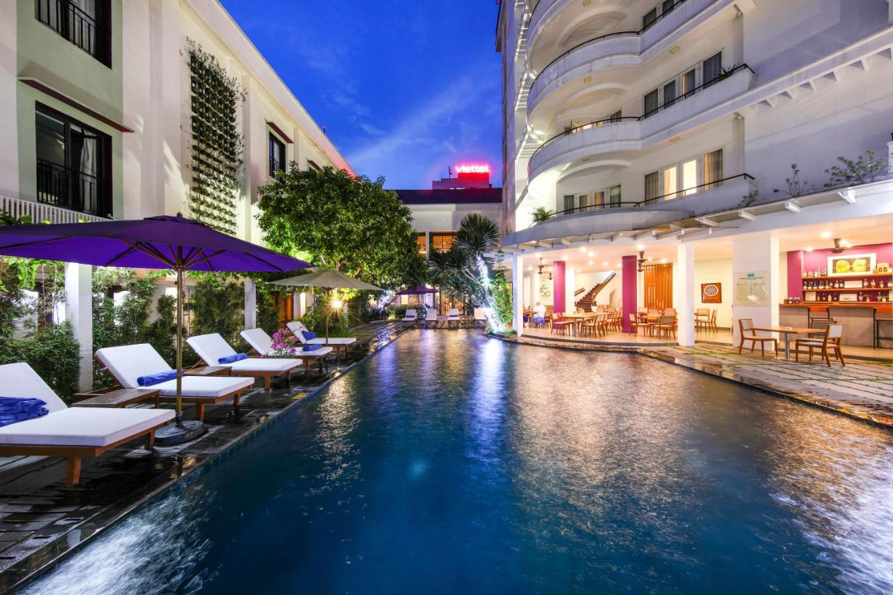 Emm 4* Huế