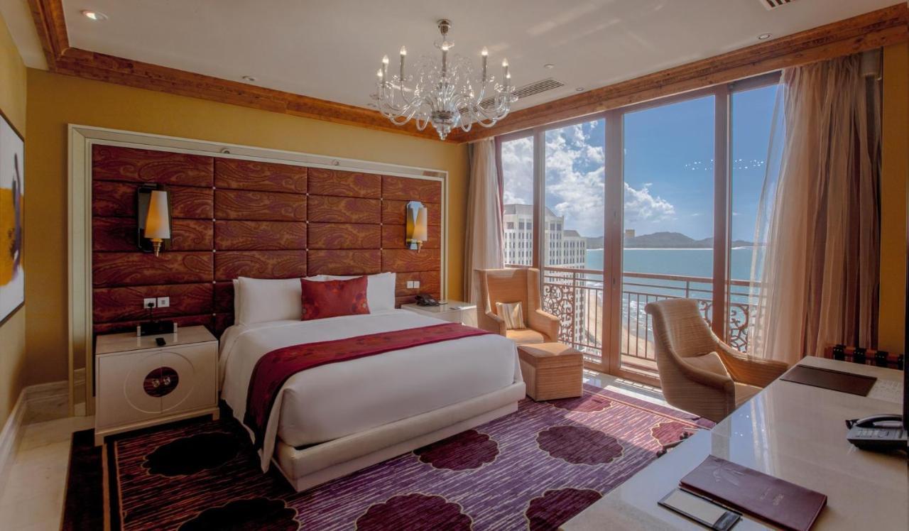 Intercontinental Grand 5*