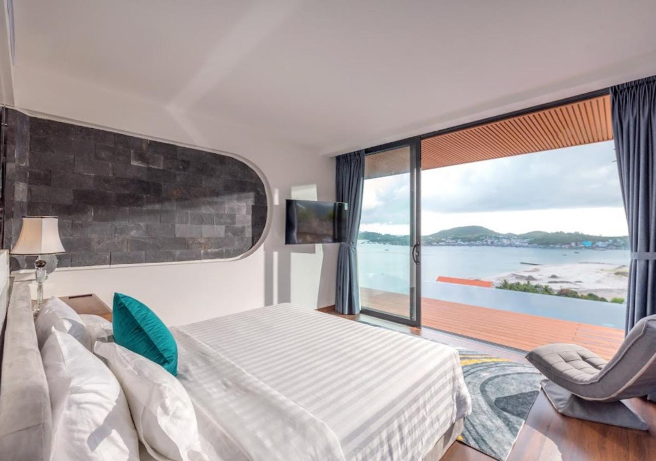 Villa The Ocean Front Abogo