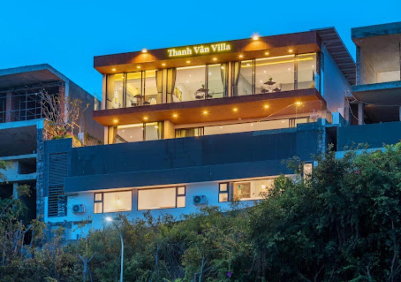 The Ocean Front Abogo Villa *