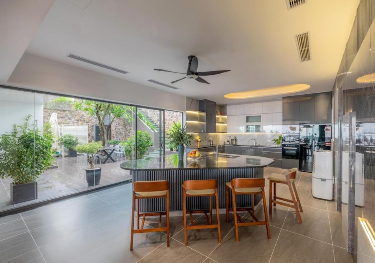 Villa The Ocean Front Abogo Nha Trang