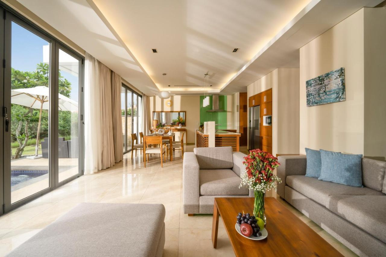 Resort Deluxe Ocean Along The Đà Nẵng
