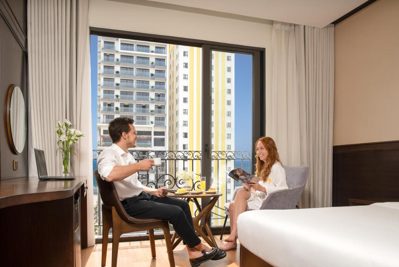 Golden Lotus - Rooftop Bar Sea View Hotel 4*