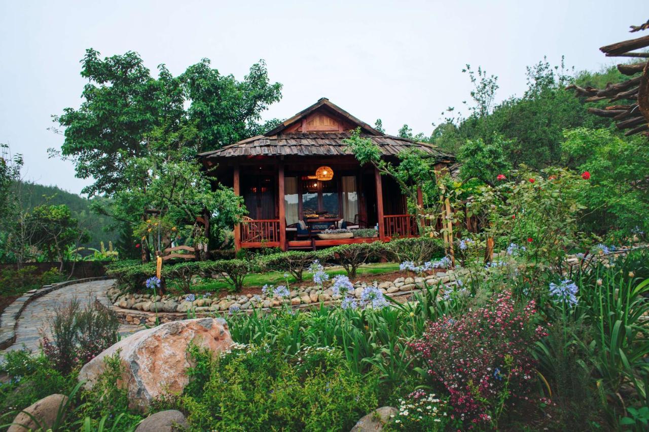 Natalie's & Resort