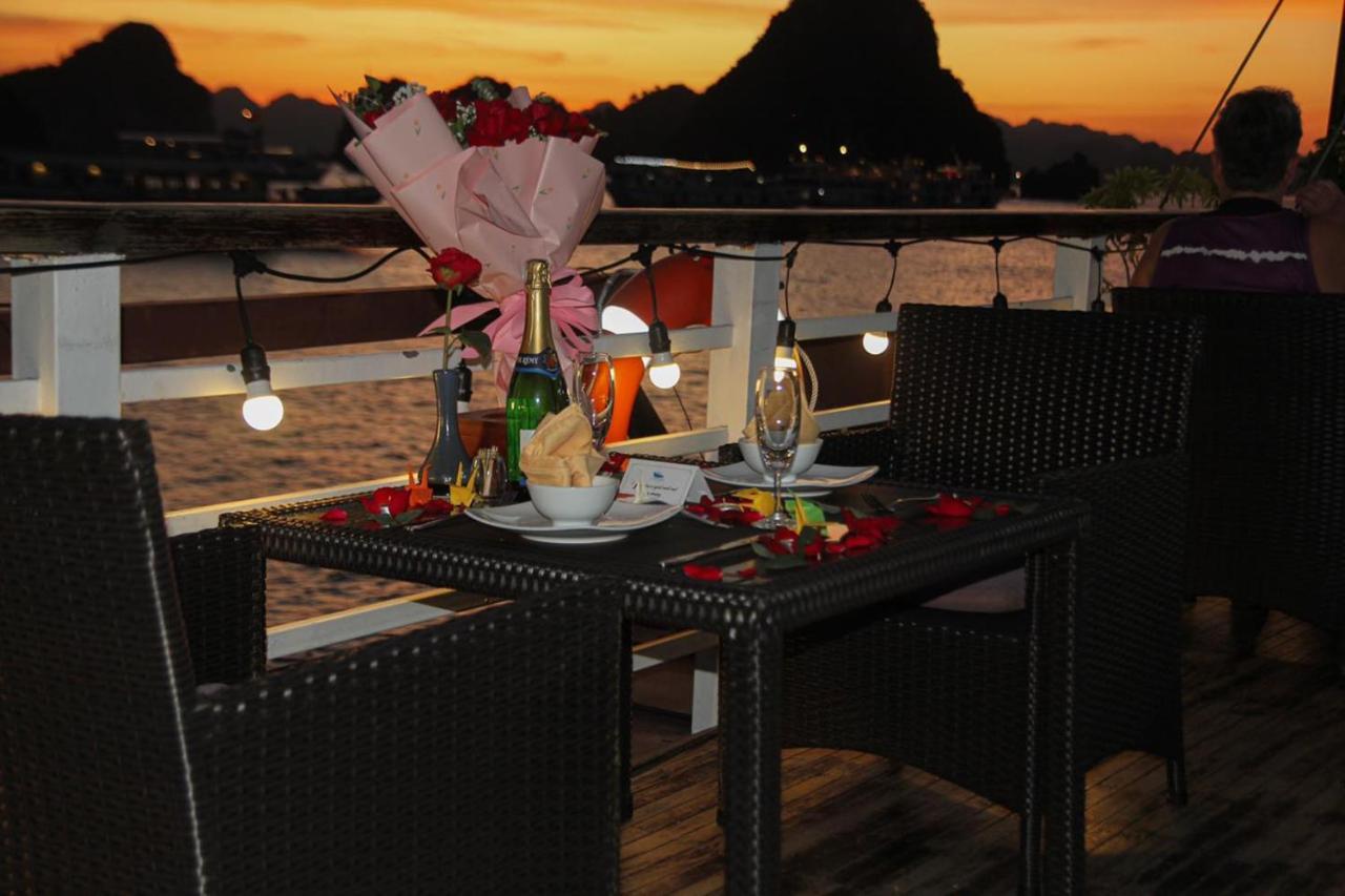Lan Ha Lotus Cruise  4*