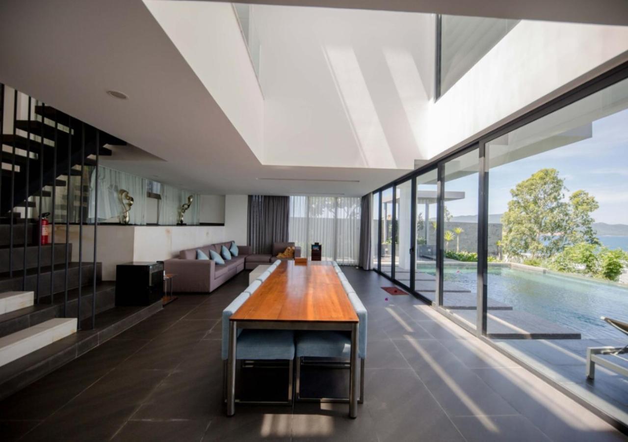 Villa The Ocean Front Abogo