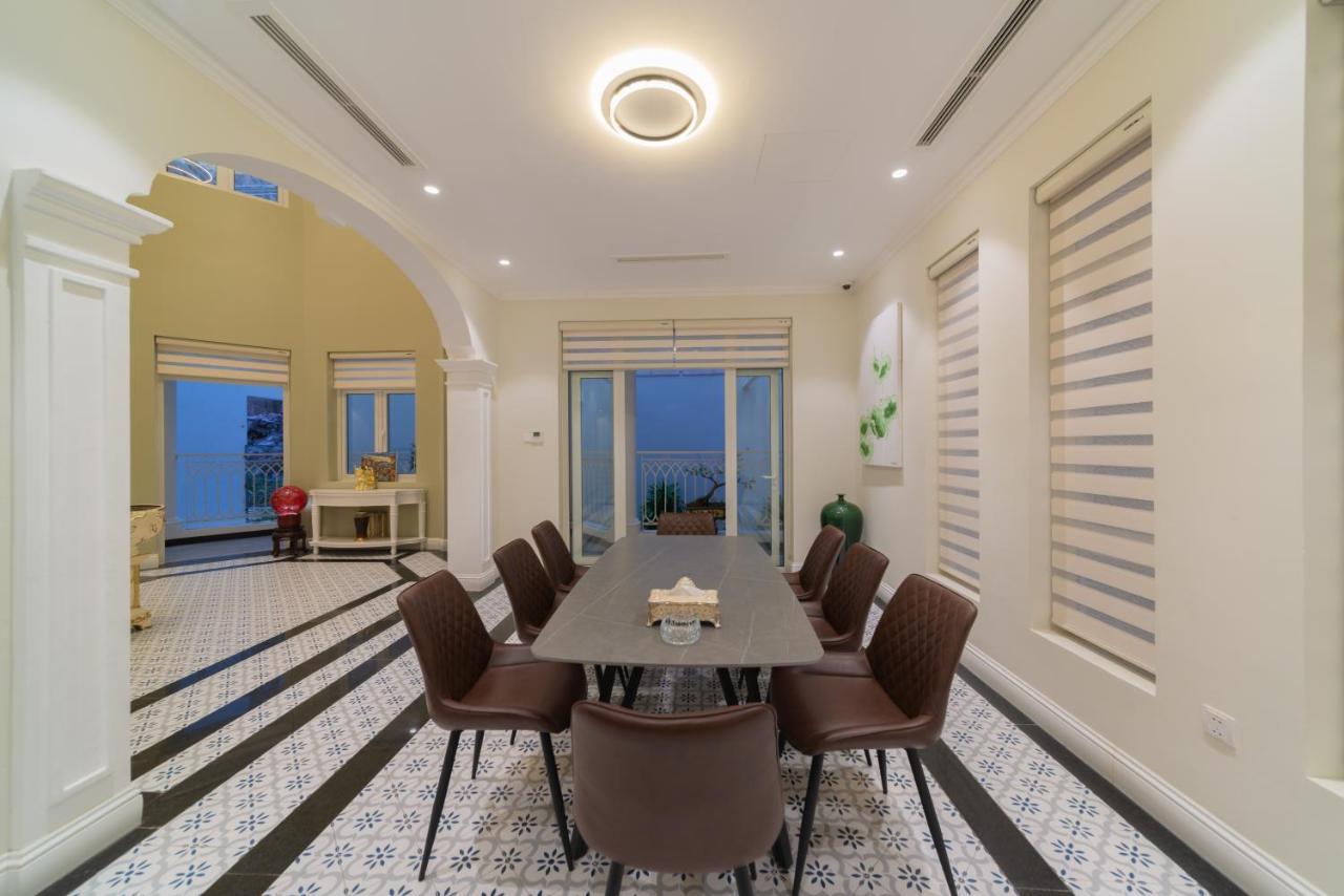 Villa The Ocean Front Abogo