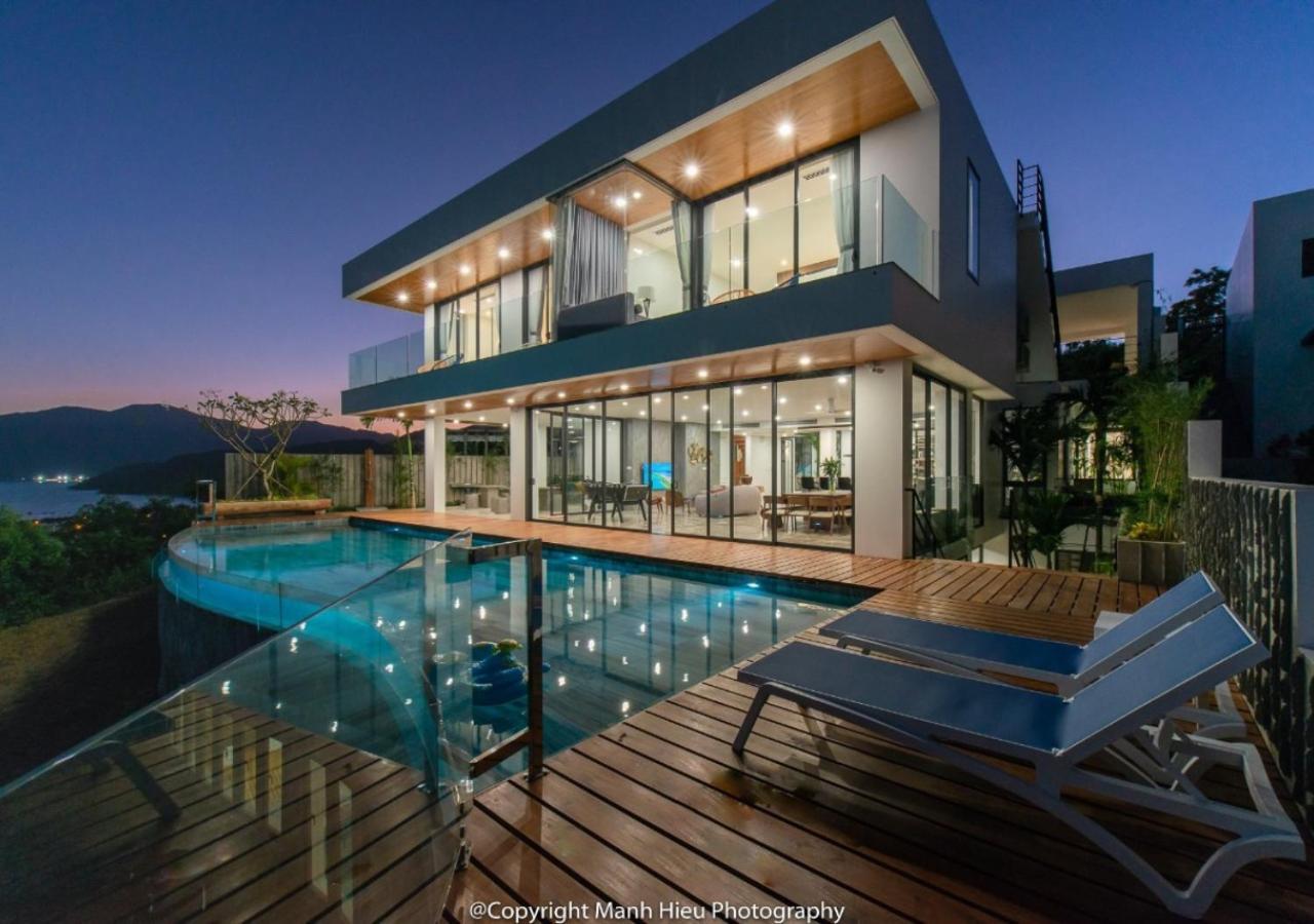 Villa The Ocean Front Abogo