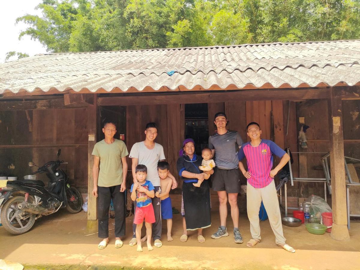 Indigenous Homestay- Trek- Food- Bus Mu Cang Chai