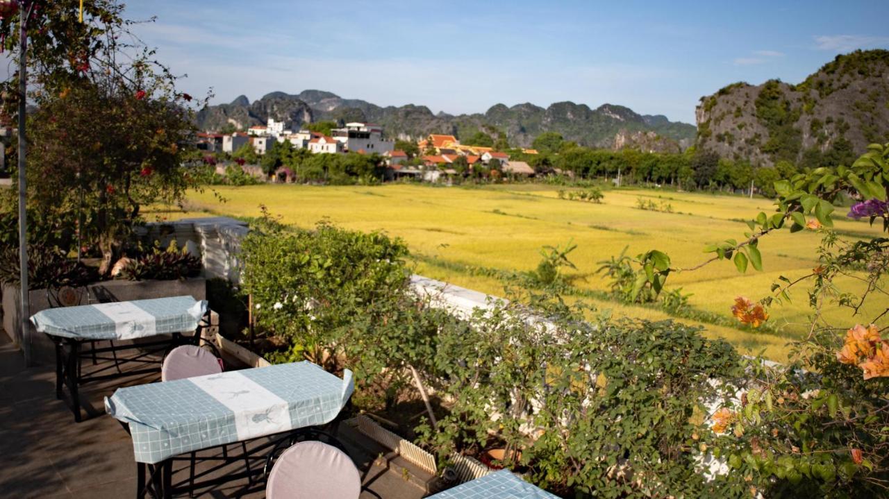 Liberty Hall Tam Coc & 3*