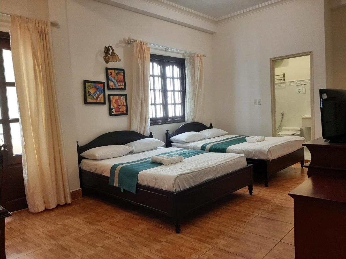 Le Petit Paris Khách sạn 3*