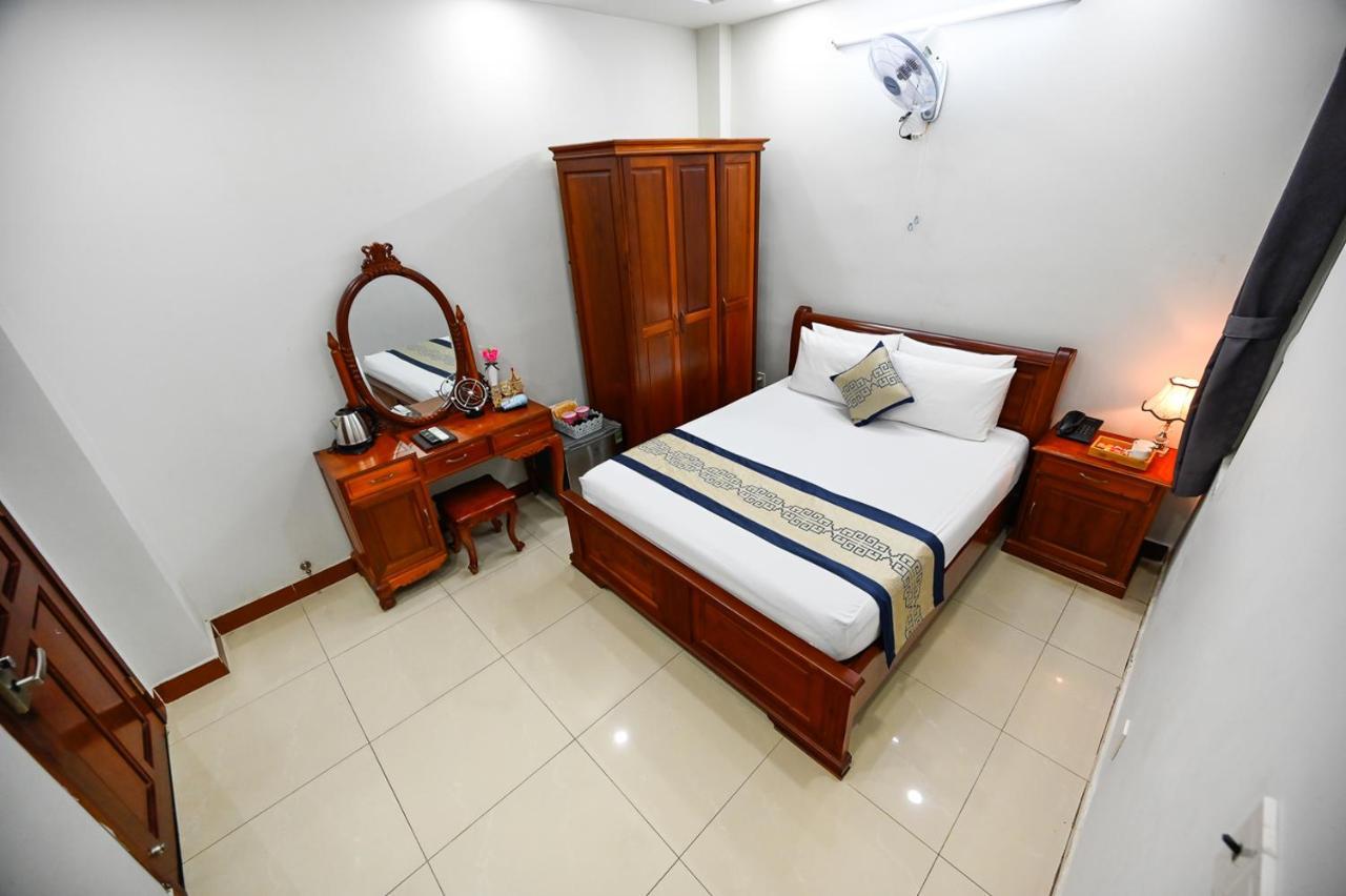Sky Star Khách sạn