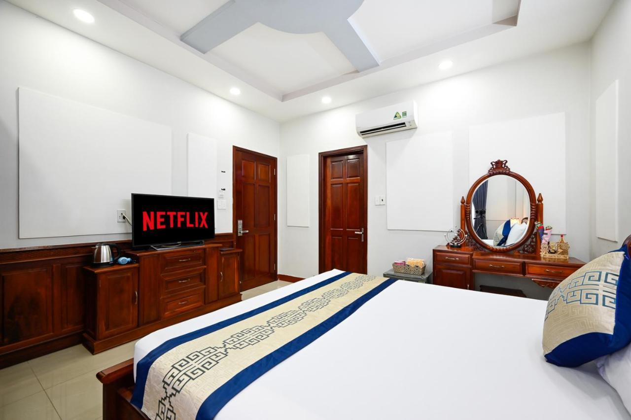 Khách sạn Sky Star 2*