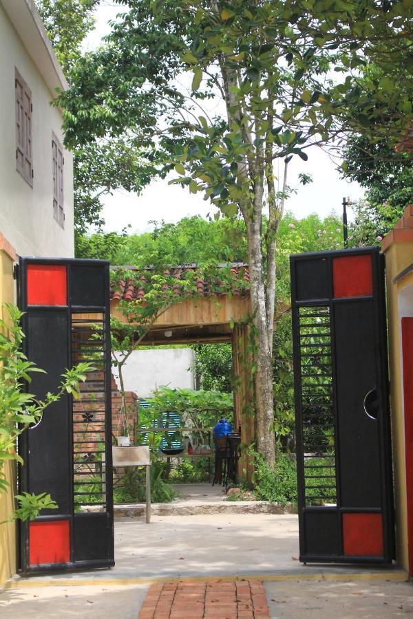 Nomad Hill Bed & Breakfast