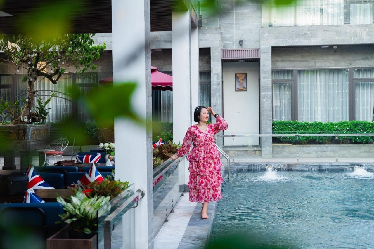 Premier Ninh Binh