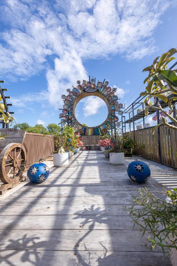Resort T&t And 3*