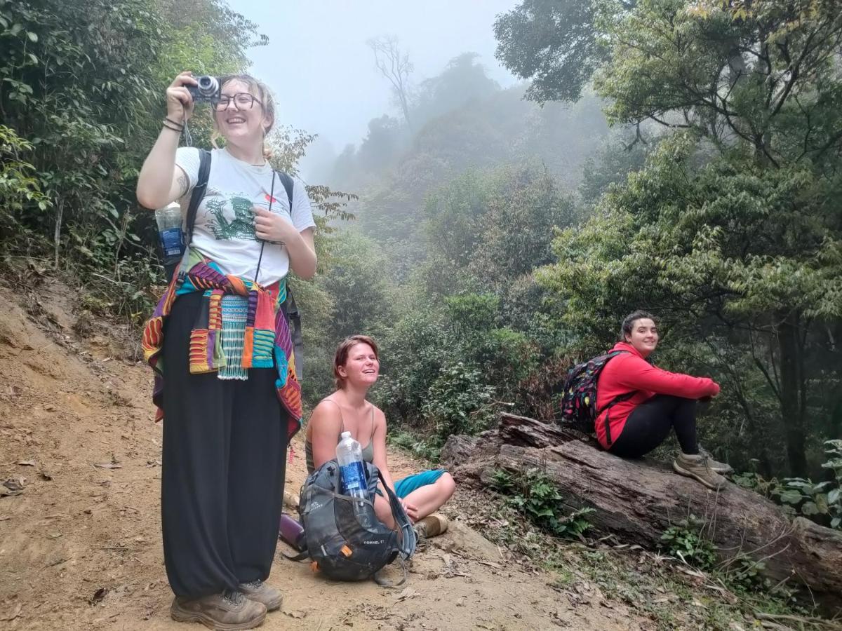 Homestay Indigenous Homestay- Trek- Food- Bus *