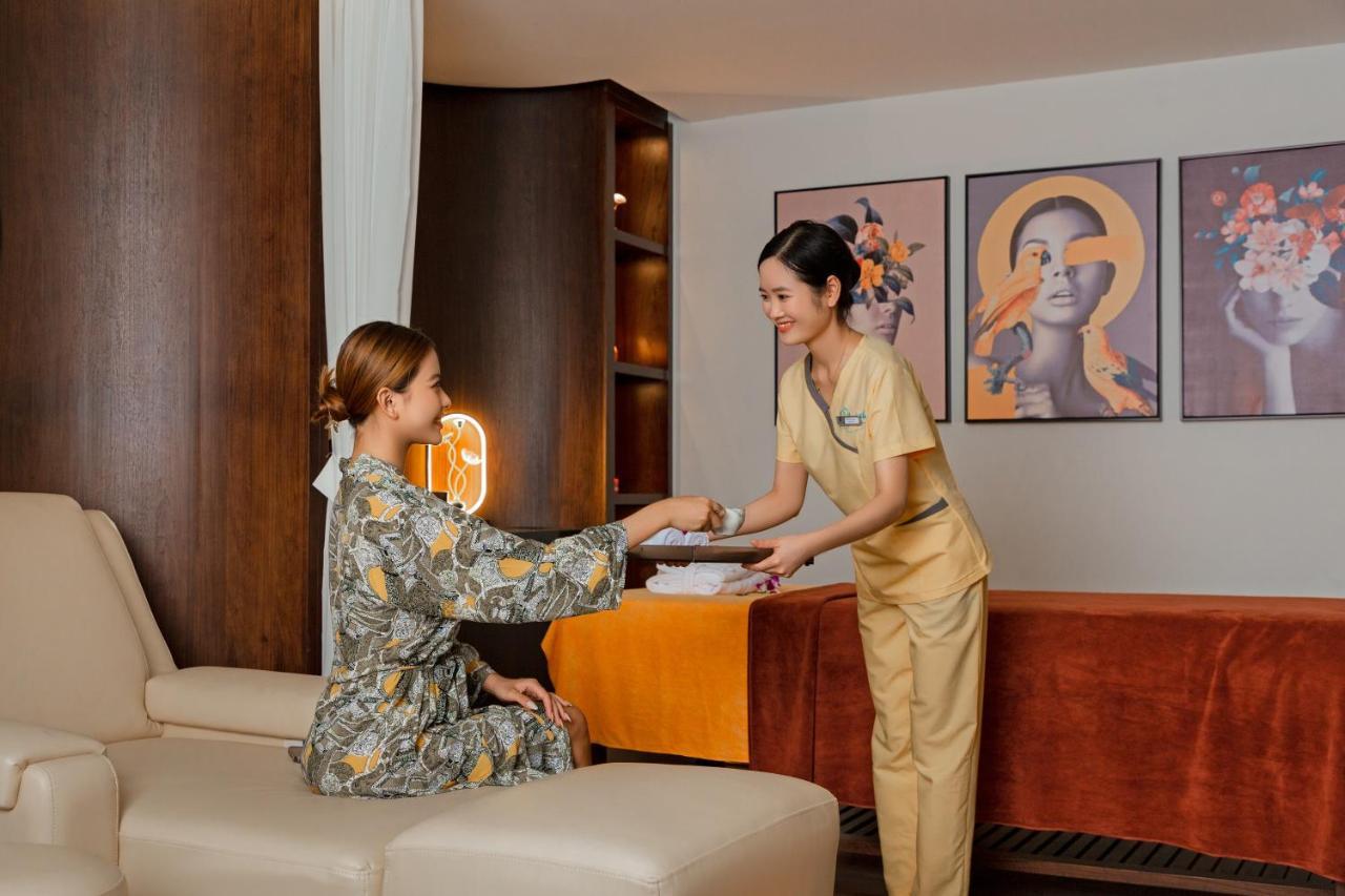 Grand Fleuve Boutique Hotel Hạ Long