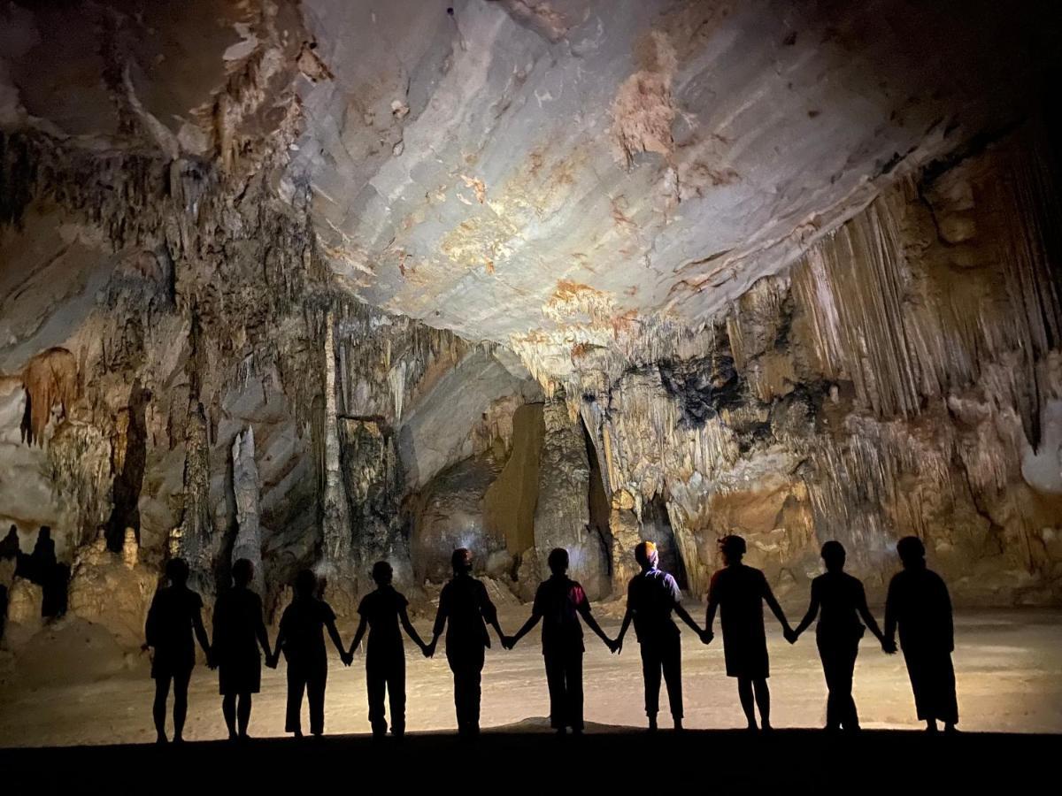 Gold Phong Nha