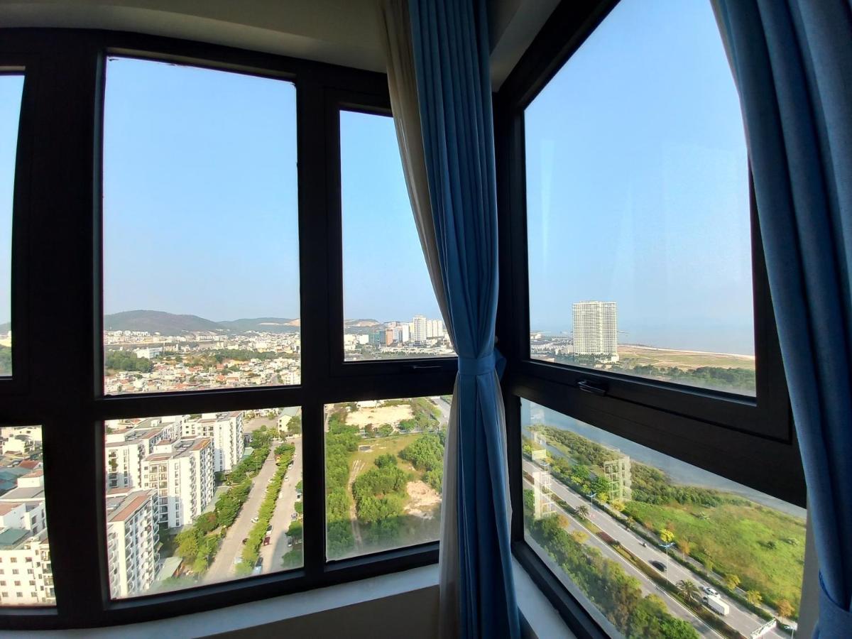 Angela House * Hạ Long
