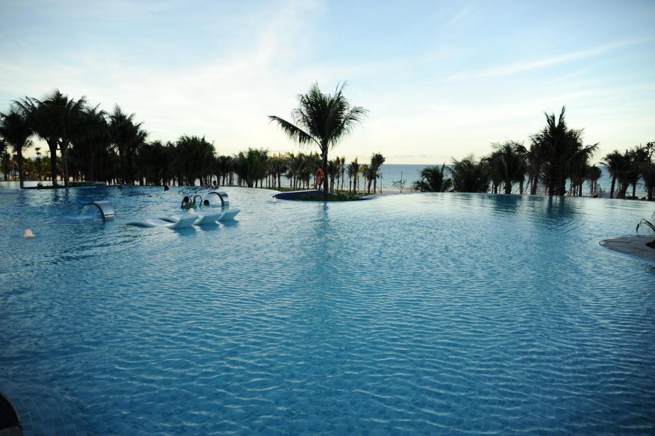Artra Resort- Near Airport Resort Cam Ranh