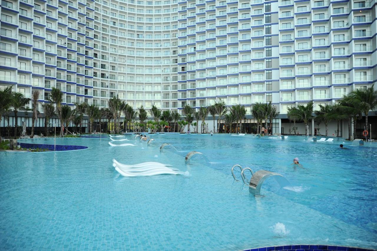 Resort Artra Resort- Near Airport