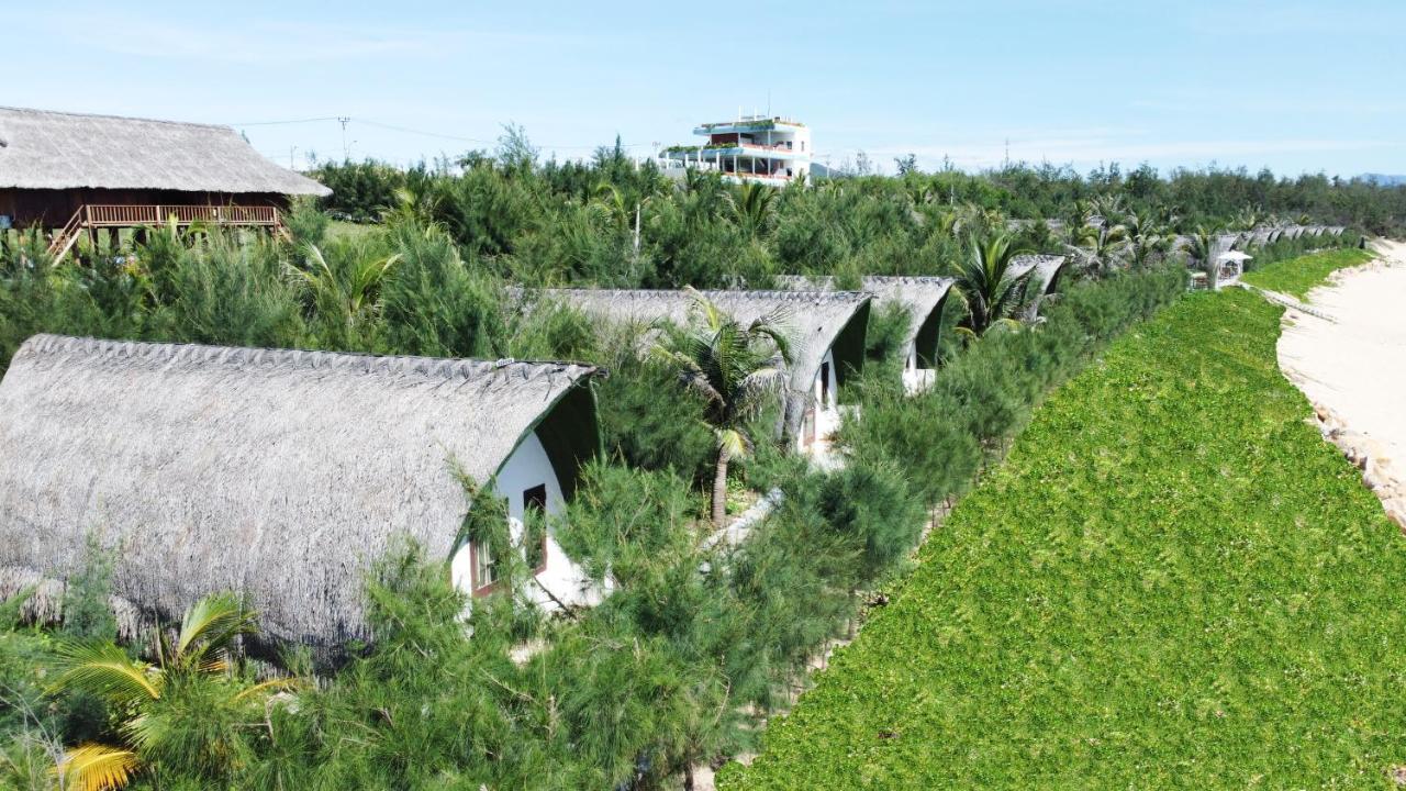 Hoa Loi Resort, Song Cau-phu Yen Song Cau