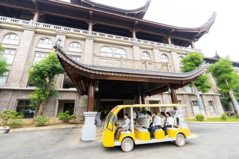 Tam Chuc Complex Hotel
