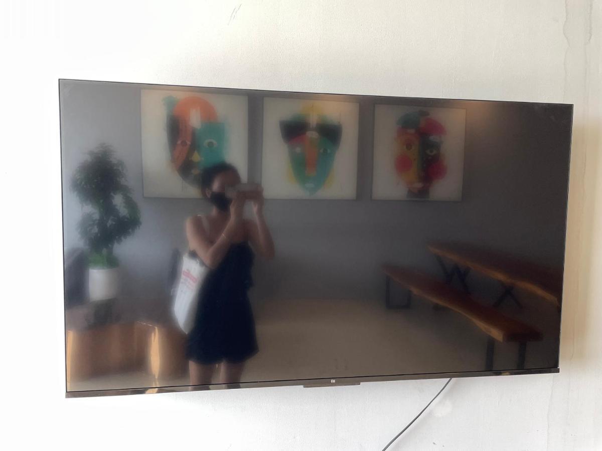 Place In 1504 Apartment *