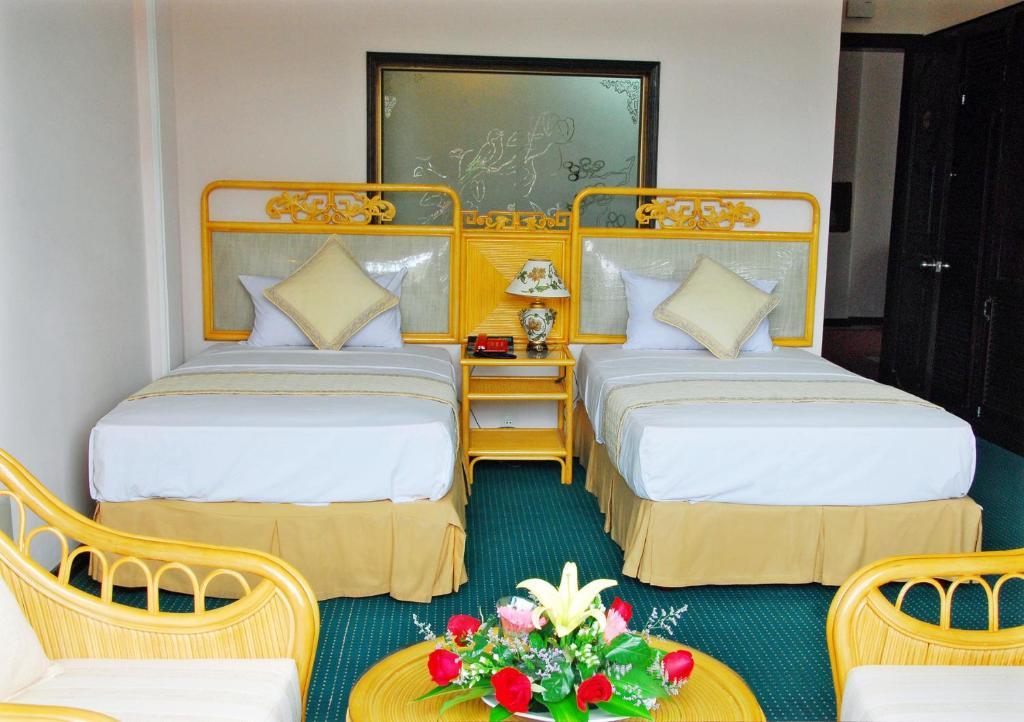Areca 2* Hue