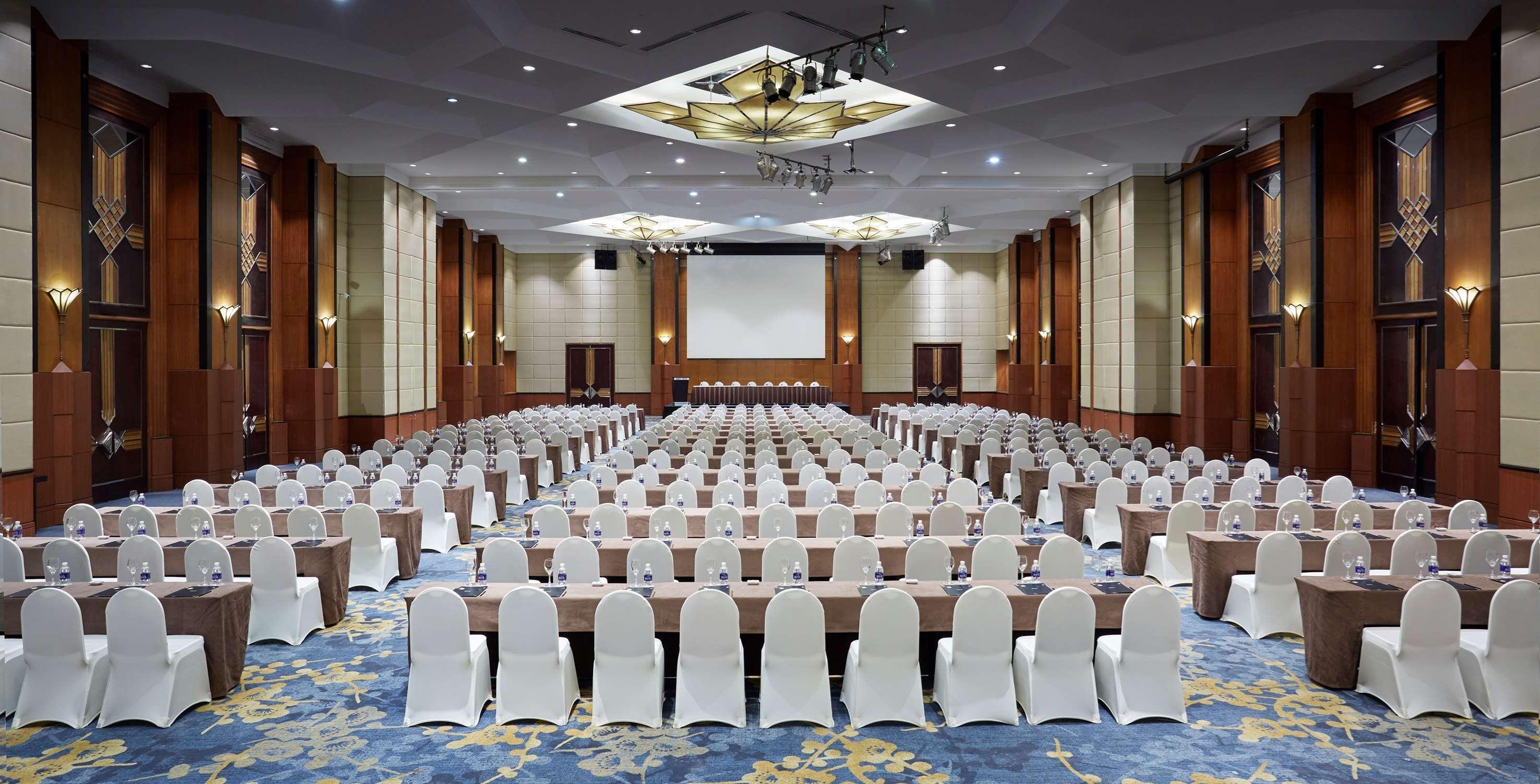 Melia Hotel 5*