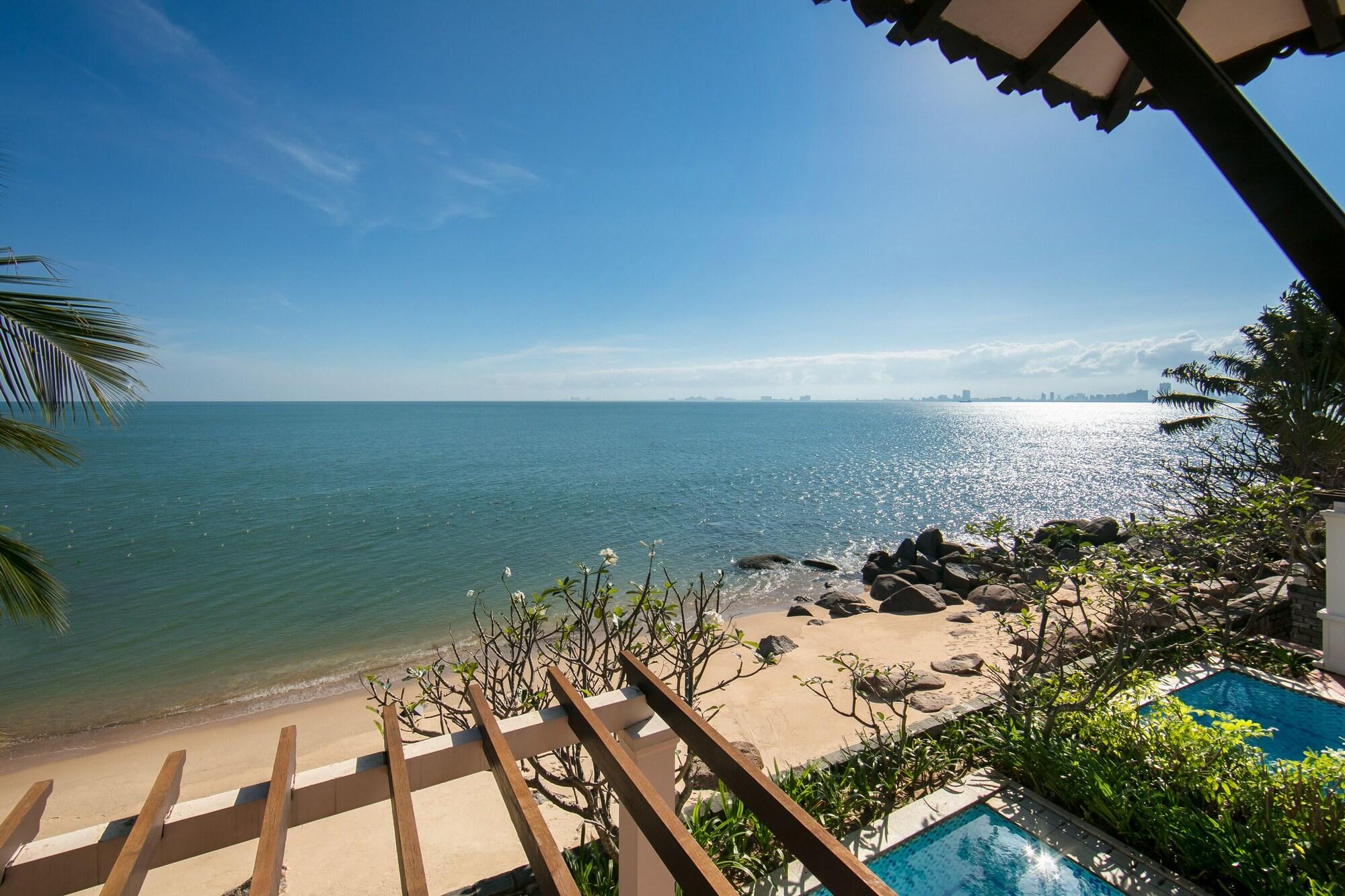 Son Tra & Resort Da Nang