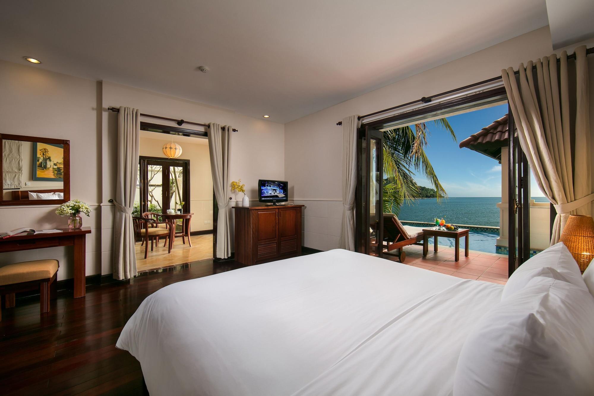 Son Tra & Resort Da Nang