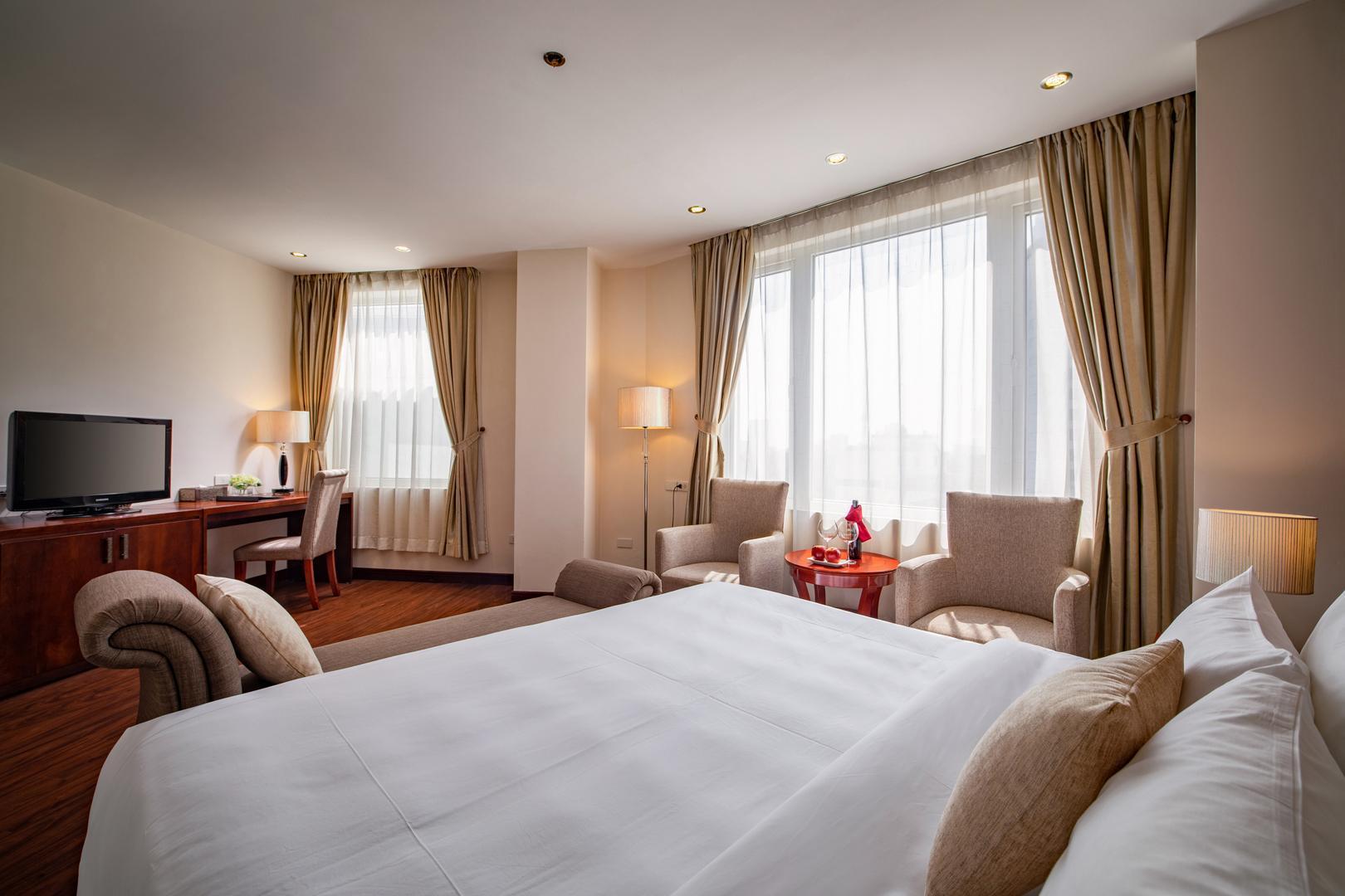 Nesta Ha Noi 4*