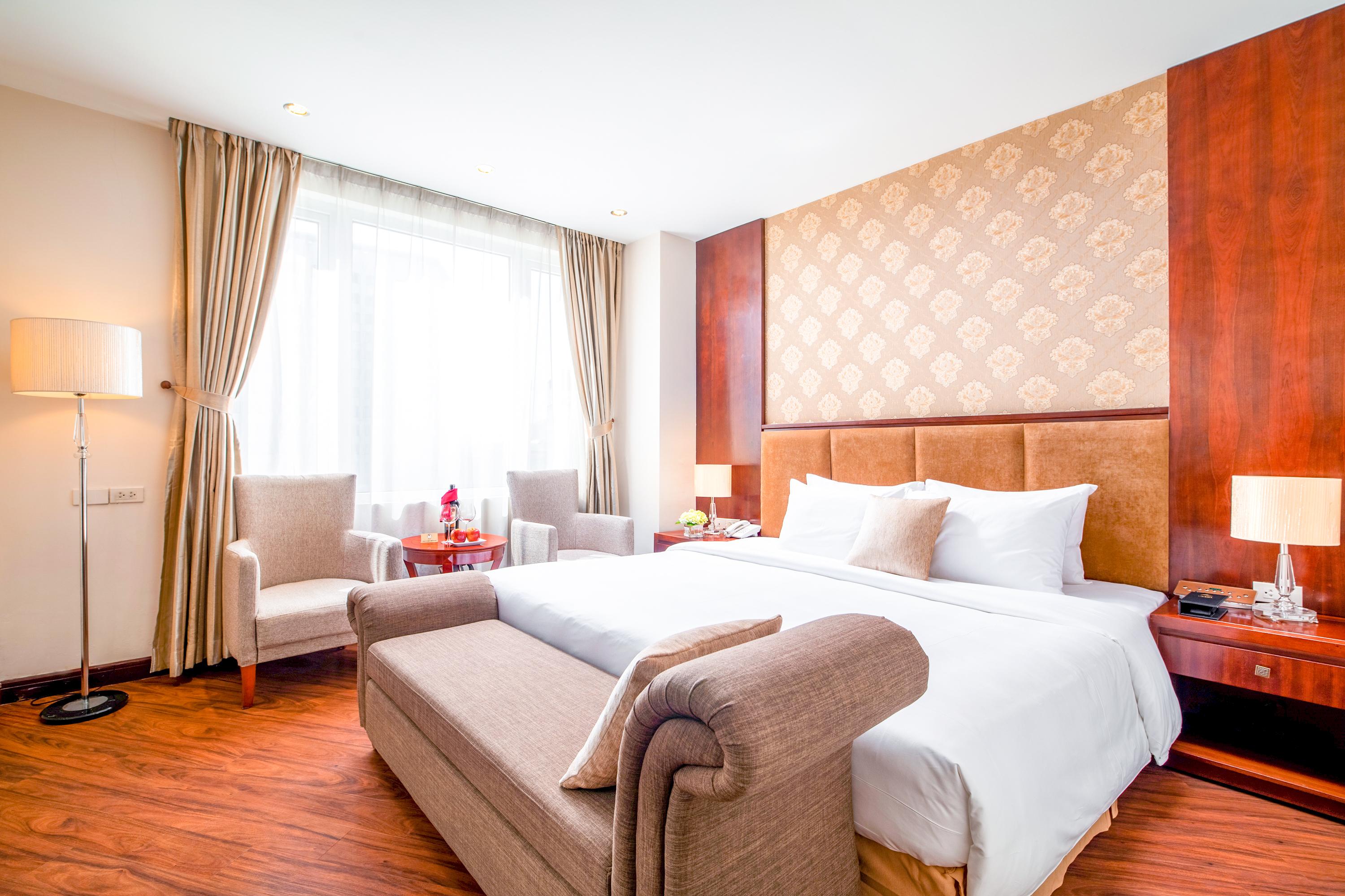 Nesta Ha Noi 4*
