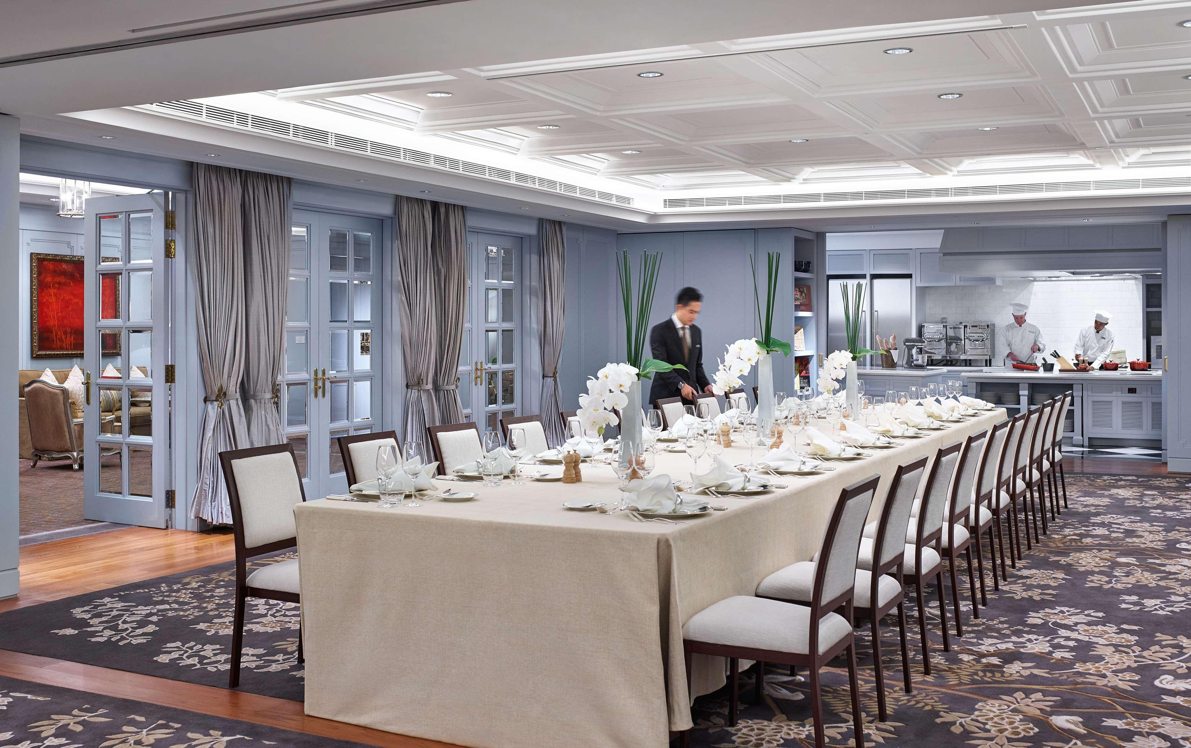 Khách sạn Park Hyatt Sài Gòn 5*