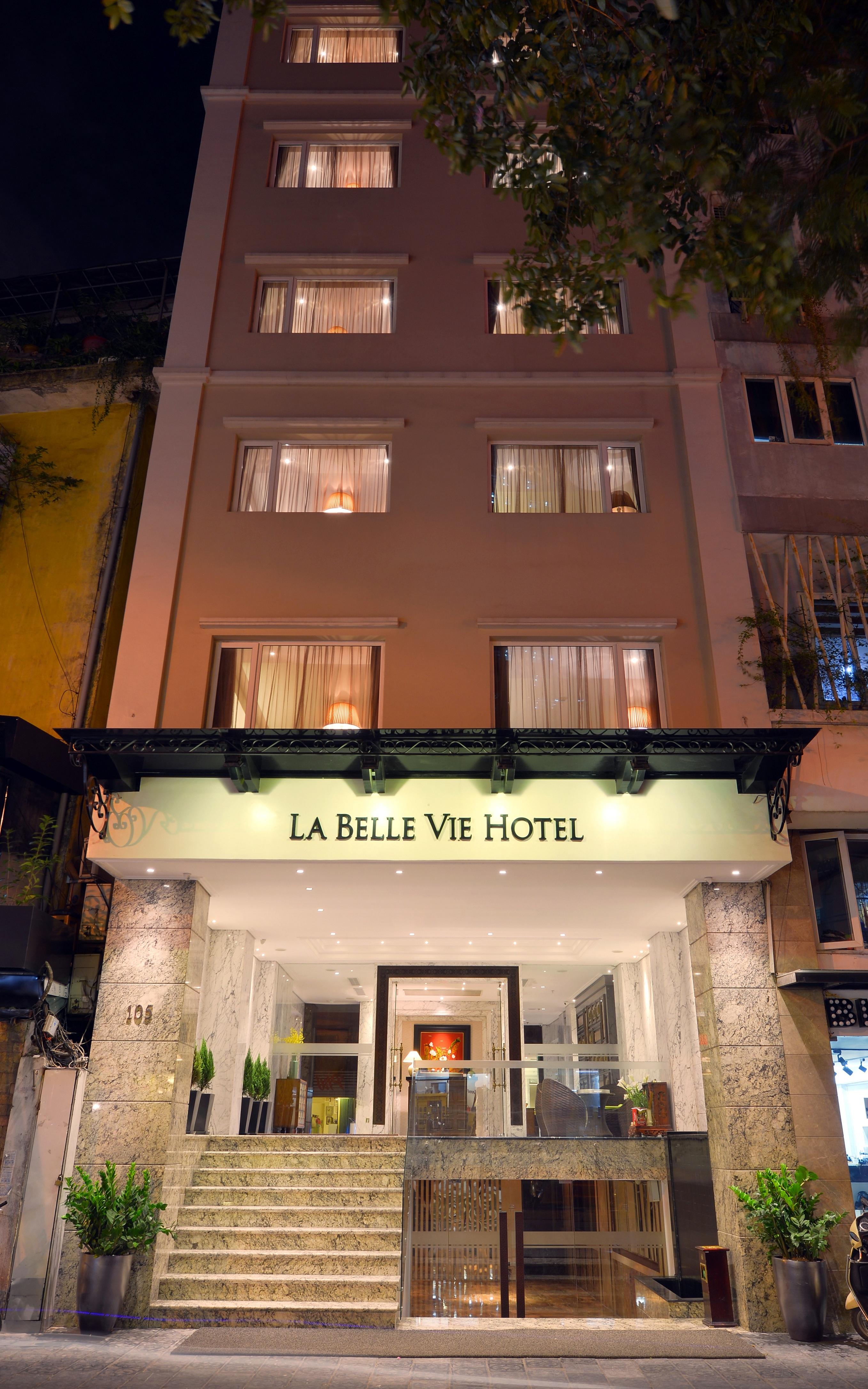 Le Jardin Haute Couture Hotel Hanoi