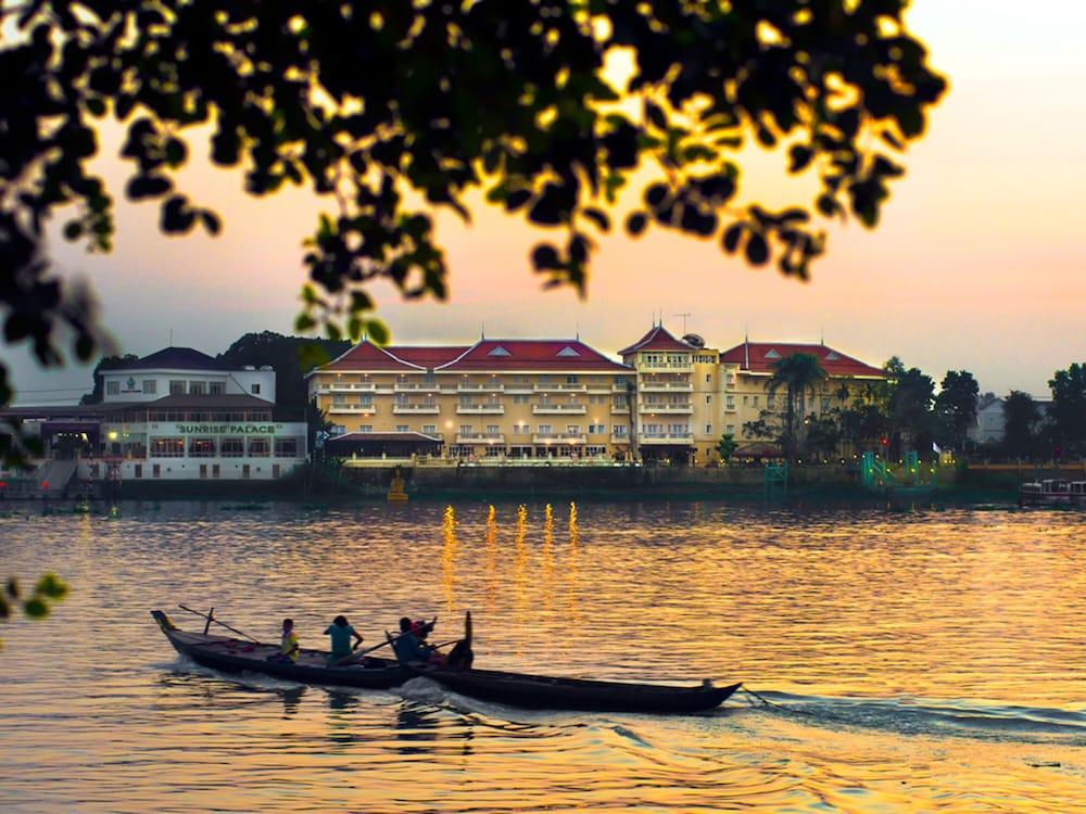 Victoria Hotel Chau Doc