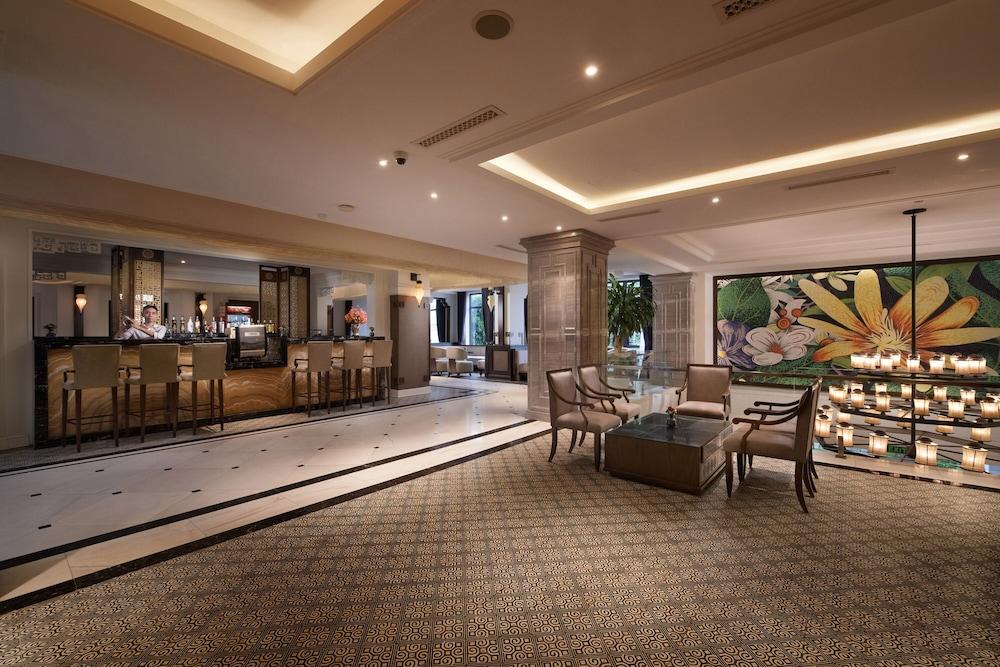 Hidden Charm & Hotel 4*