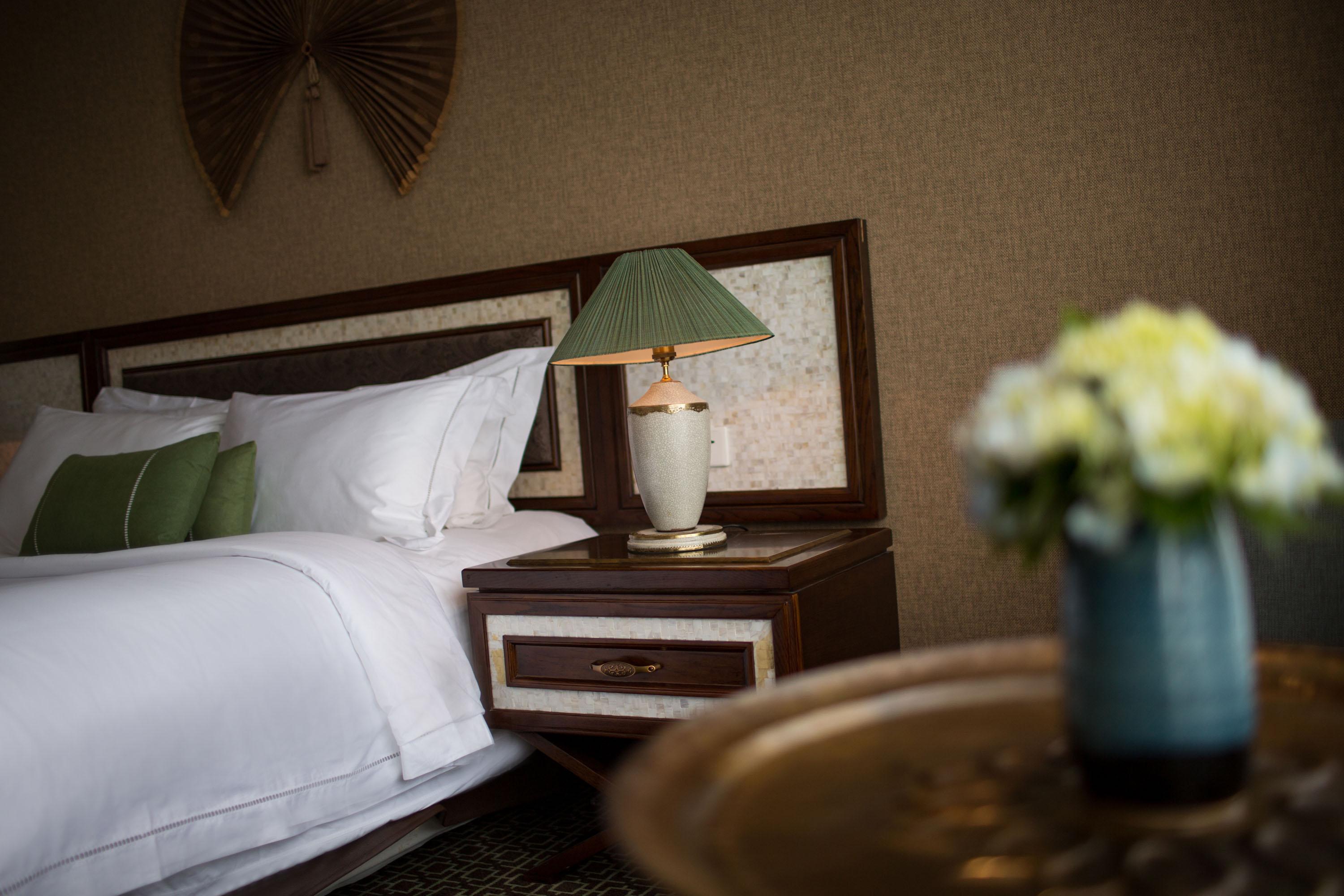Hidden Charm & 4* Ninh Binh