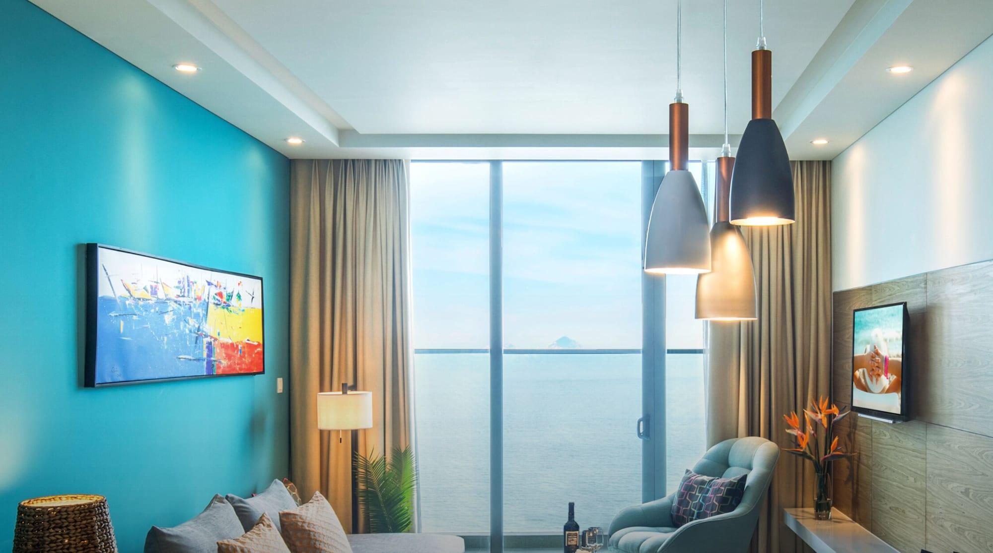 Khách sạn hẻo lánh Citadines Bayfront Nha Trang
