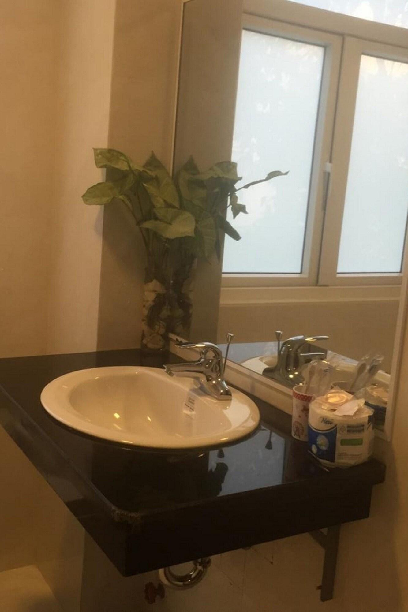 Khách sạn Binh Duong 2 2*