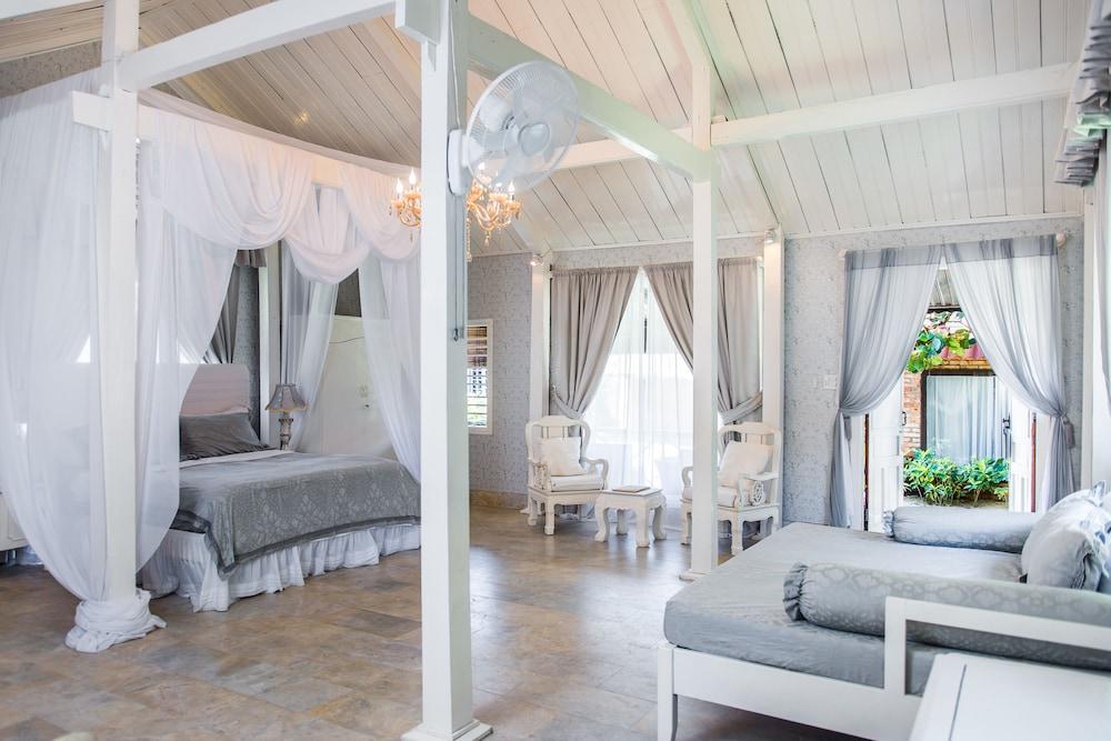 Organic Resort