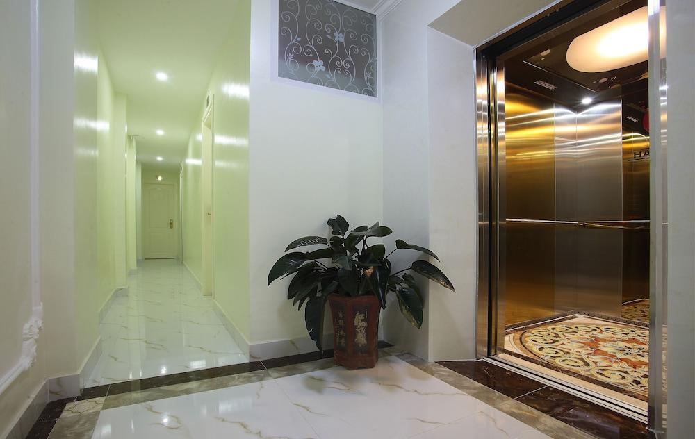 My Moon Hotel 3*