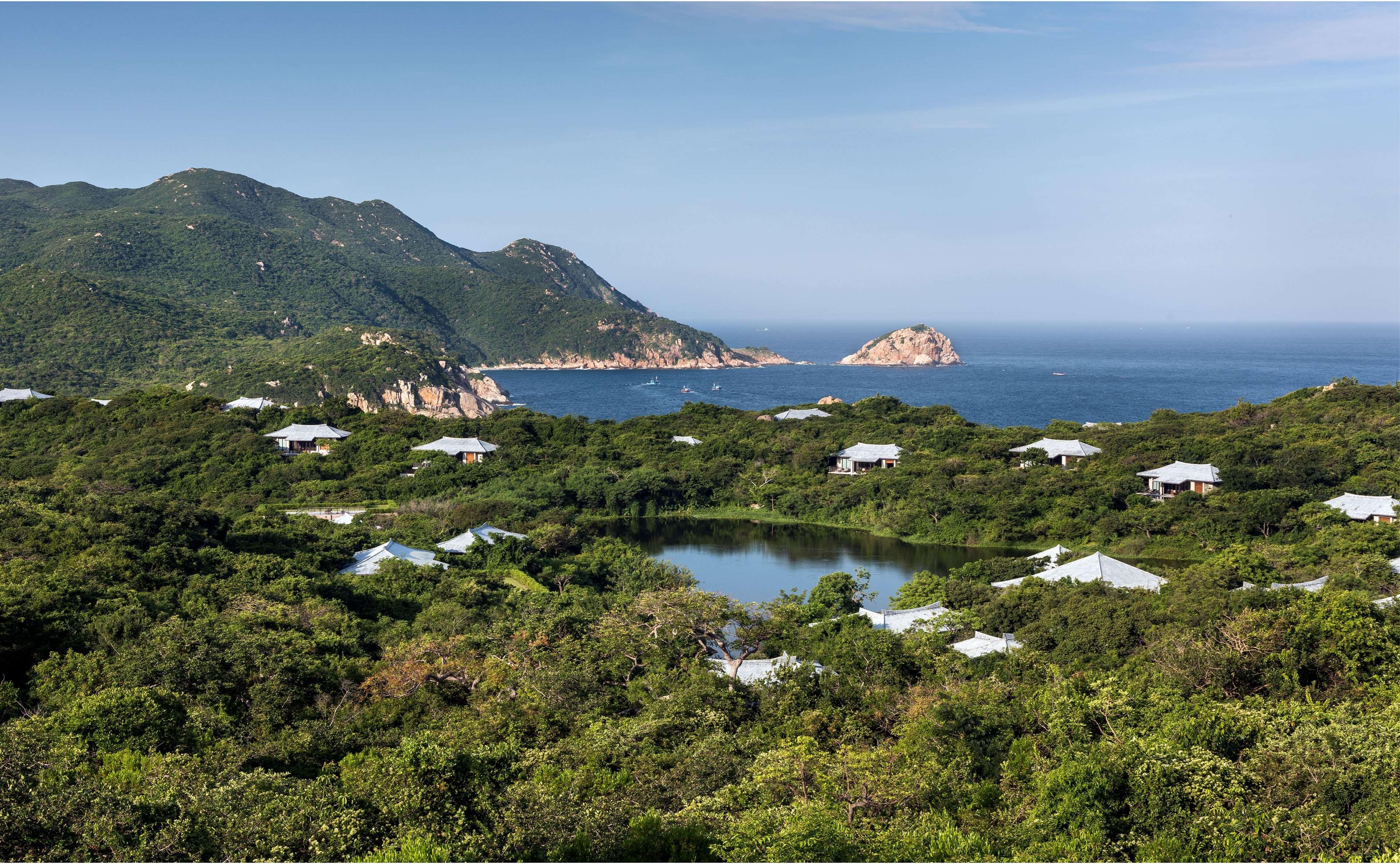 Amanoi Hotel 5*